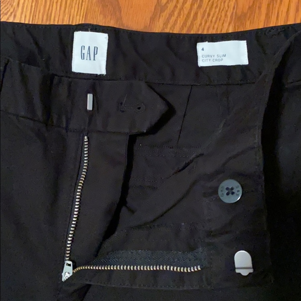 GAP pants - Picture 3 of 5